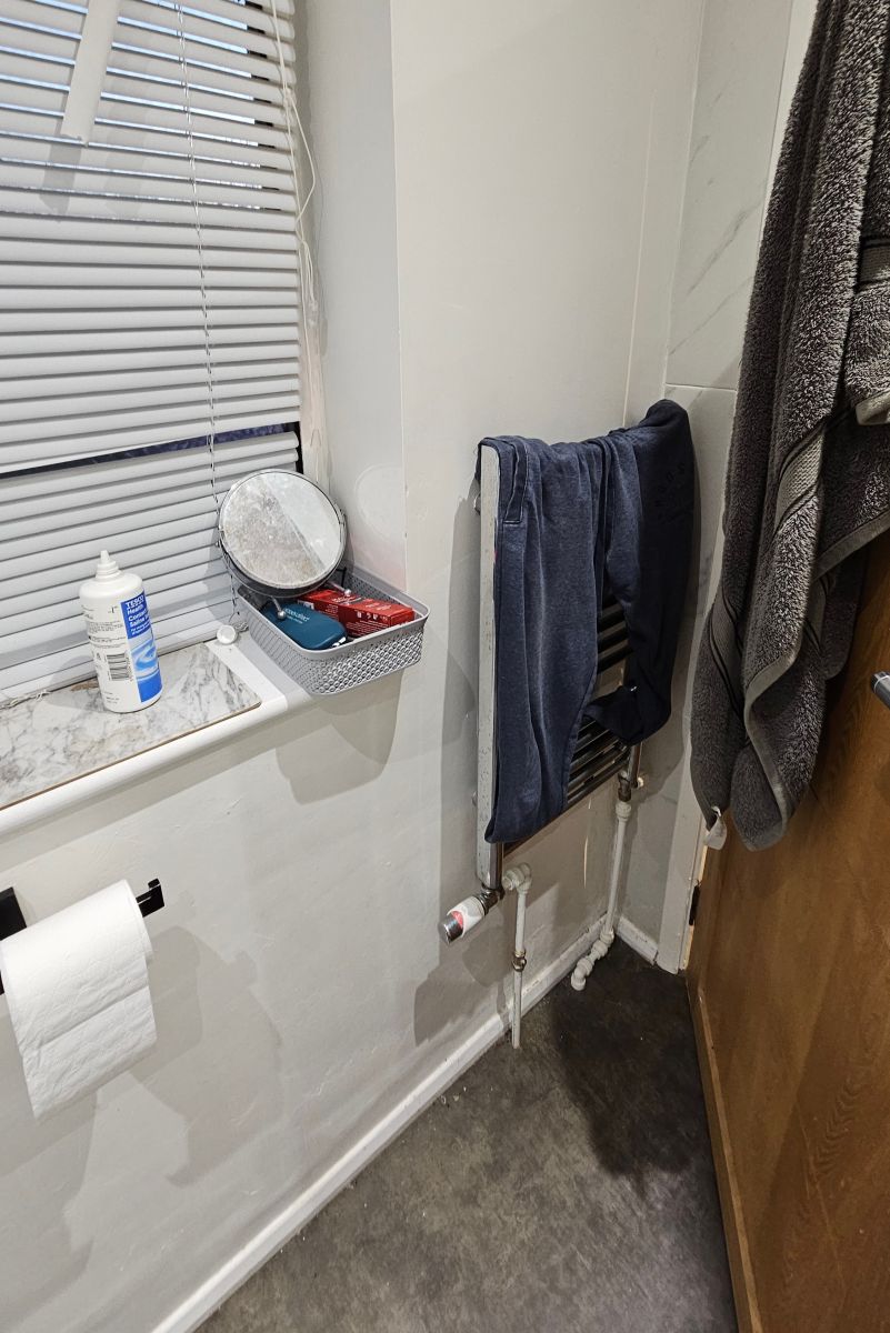 Bathroom before works